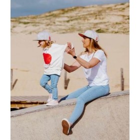 Casquette minimaliste...