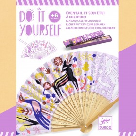 Éventail et son étui à...