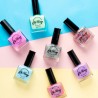 Vernis à ongles vert crème
