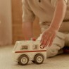 Ambulance en bois