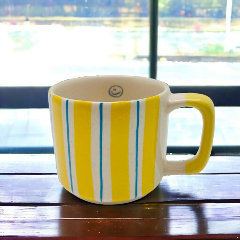Mug en céramique rayé  jaune