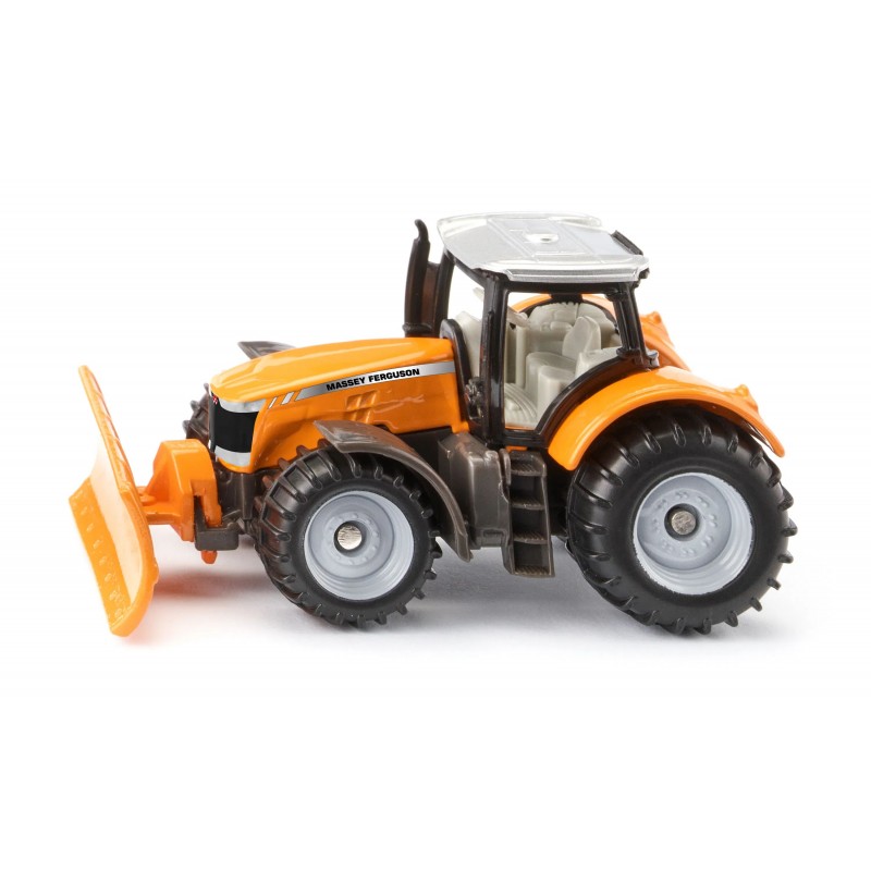 Tracteur Massey Ferguson avec lâme de déneigement Tracteur Massey Ferguson avec lâme de déneigement