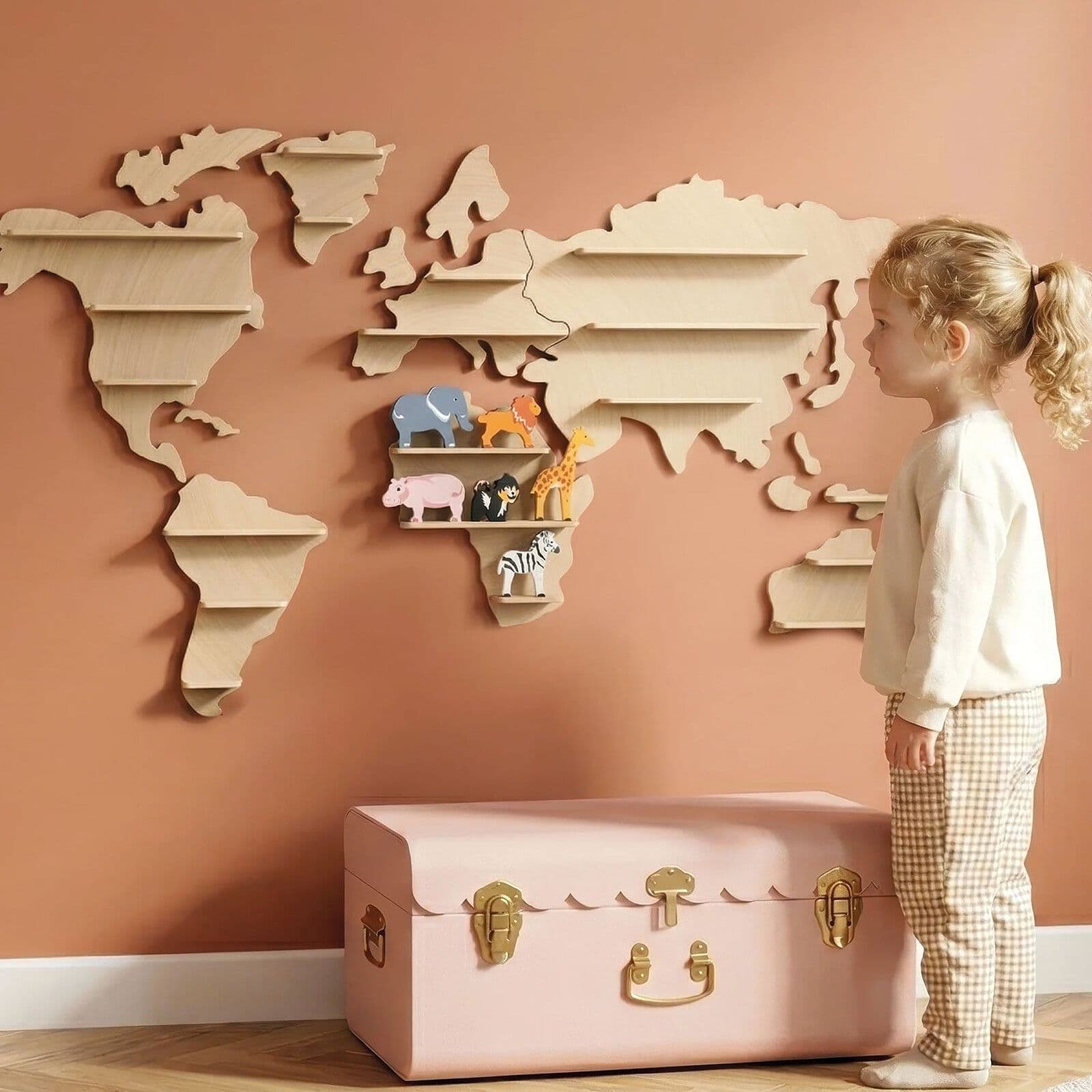 Carte du monde avec 6 animaux